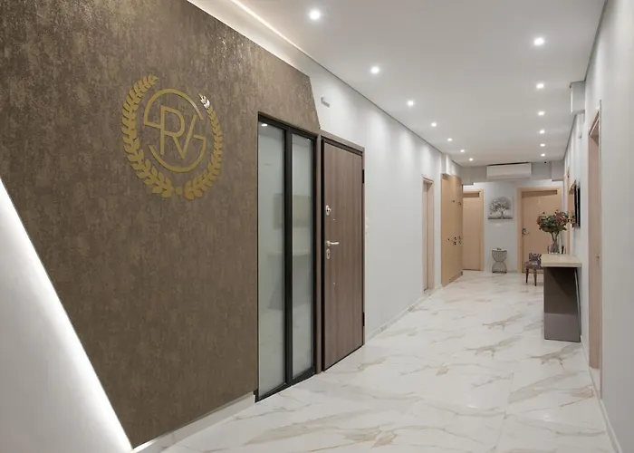 Rob Venture Suites At The Central Of City